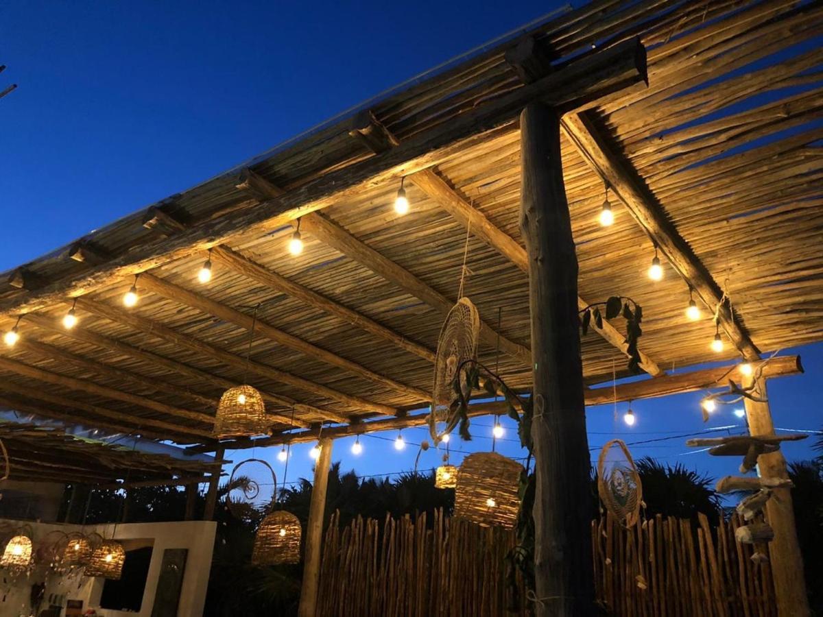 Lunarena Barefoot Hotel El Cuyo Exterior photo