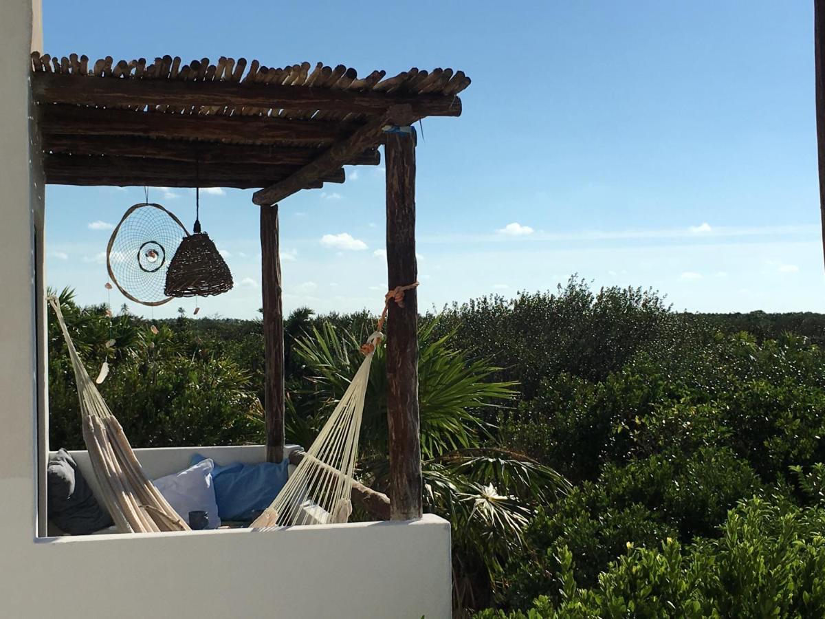 Lunarena Barefoot Hotel El Cuyo Exterior photo